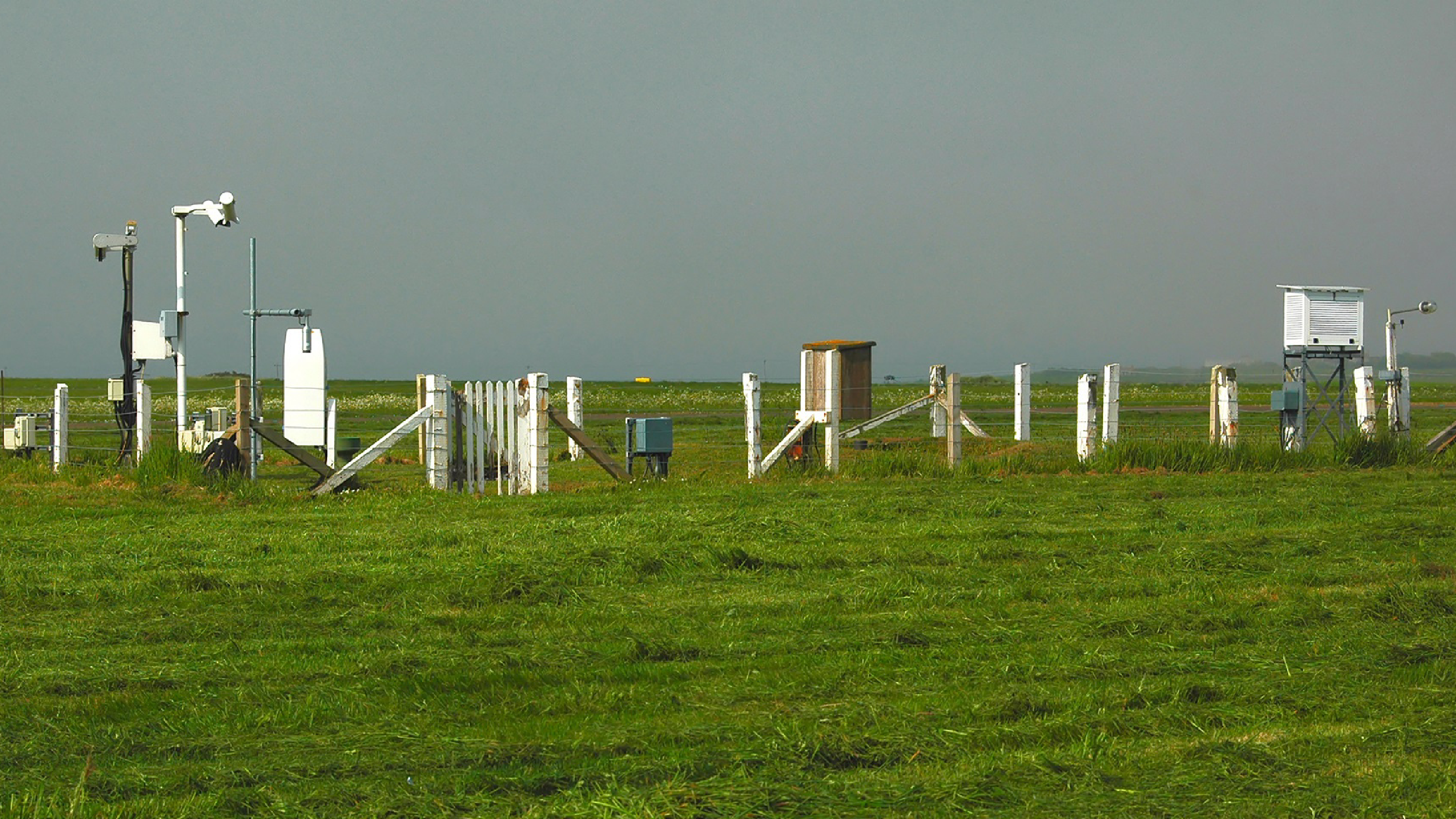 MIDAS Open version 201908 released More UK weather station data added